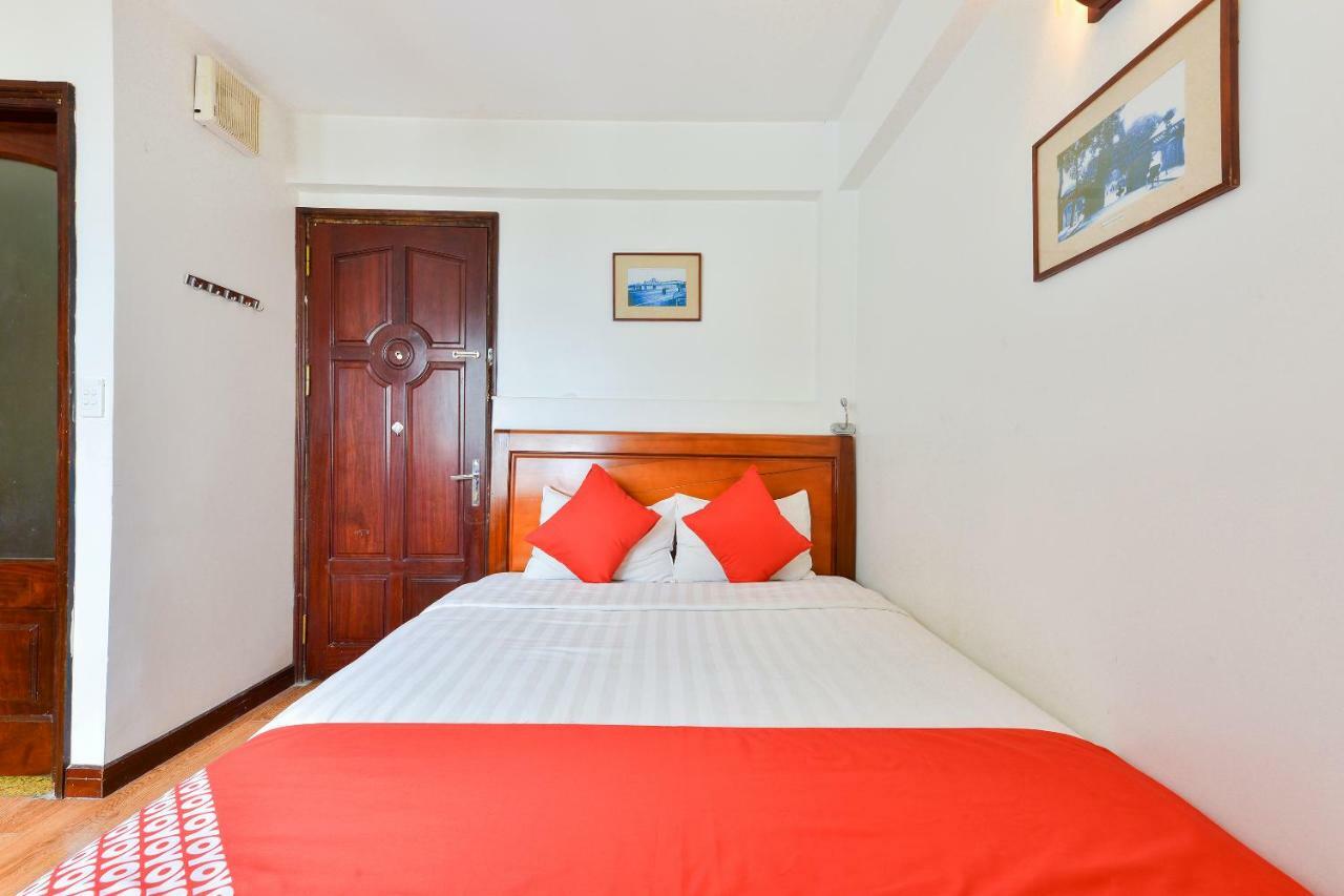 Oyo 216 Alisa Hotel Hanoi Exterior photo